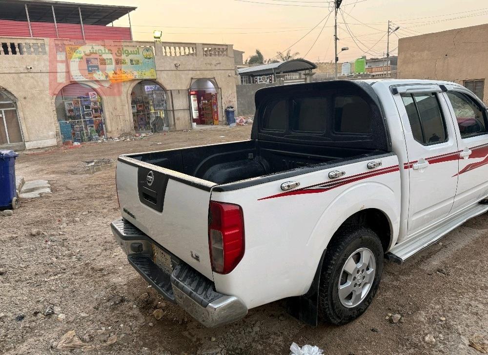 نیسان نەڤارا